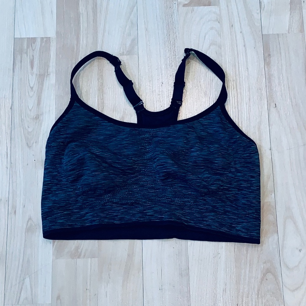 🎈Old Navy Sports Bra Large 🎈